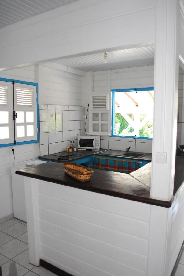 Apartamento Le Goyavier Saint-Pierre Exterior foto